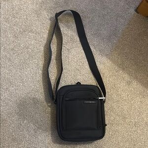 Samsonite Men's Black Messenger Bag